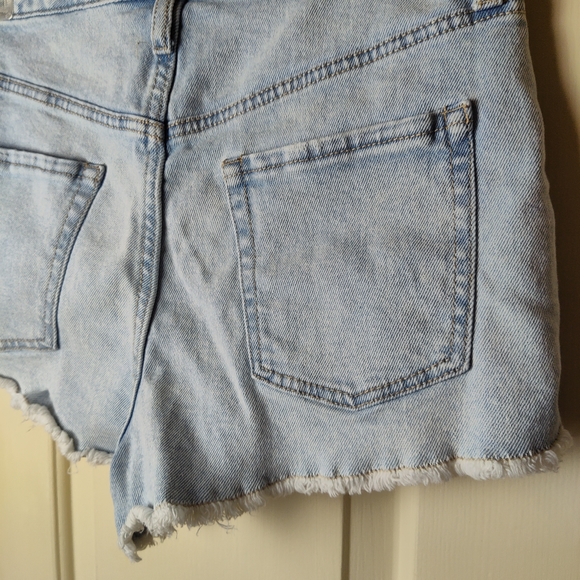Wild Fable Lace Insert High Rise Jean Shorts - Picture 6 of 9